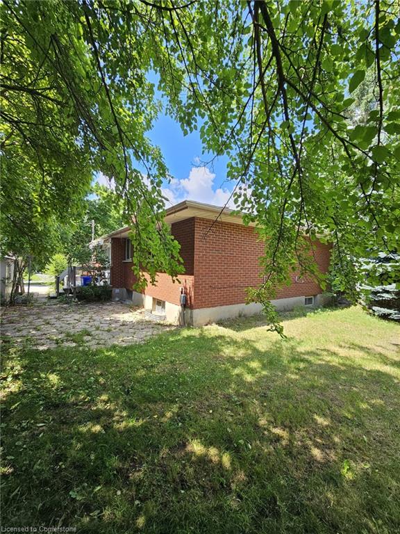 168 Winston Boulevard Property Photo 2