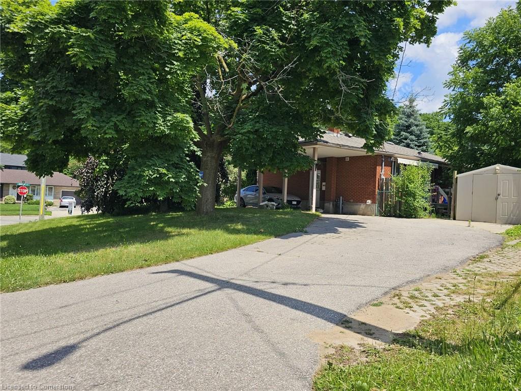 168 Winston Boulevard Property Photo 4