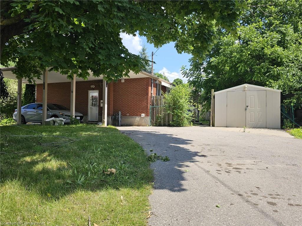168 Winston Boulevard Property Photo 5