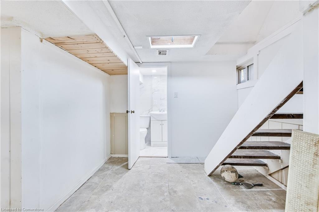 42 Chaplin Avenue Property Photo 28
