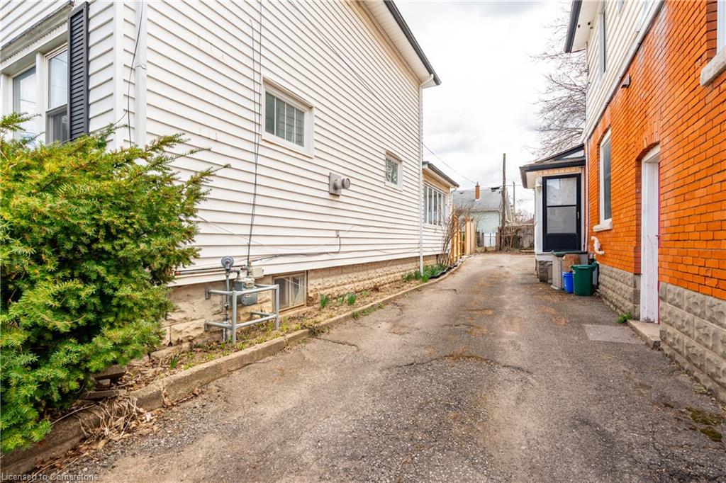 42 Chaplin Avenue Property Photo 30