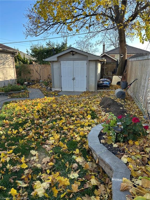 627 Upper Sherman Avenue Property Photo 16