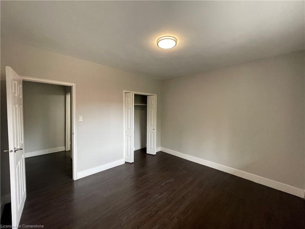 202-326 Hunter Street E Property Photo 11