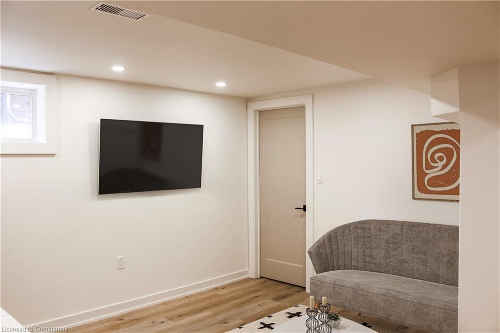 184 Burris Street Property Photo 13