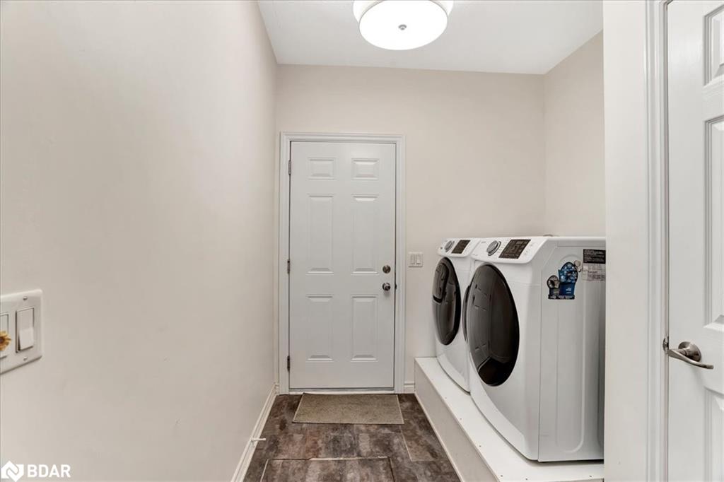 10 Atlantic Avenue Property Photo 13