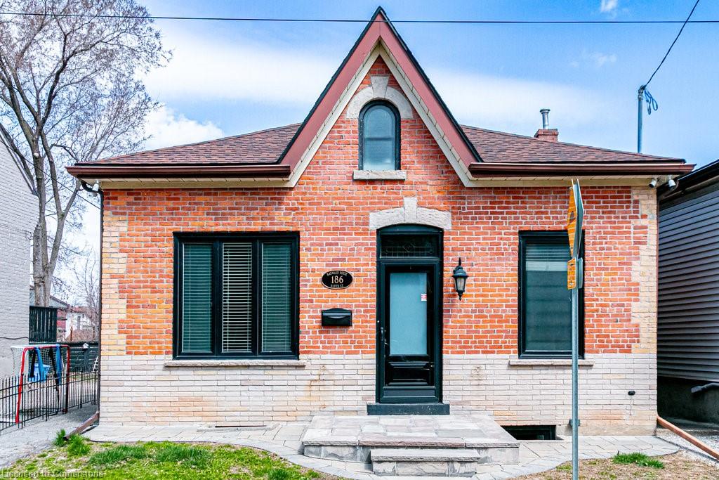 186 Napier Street Property Photo