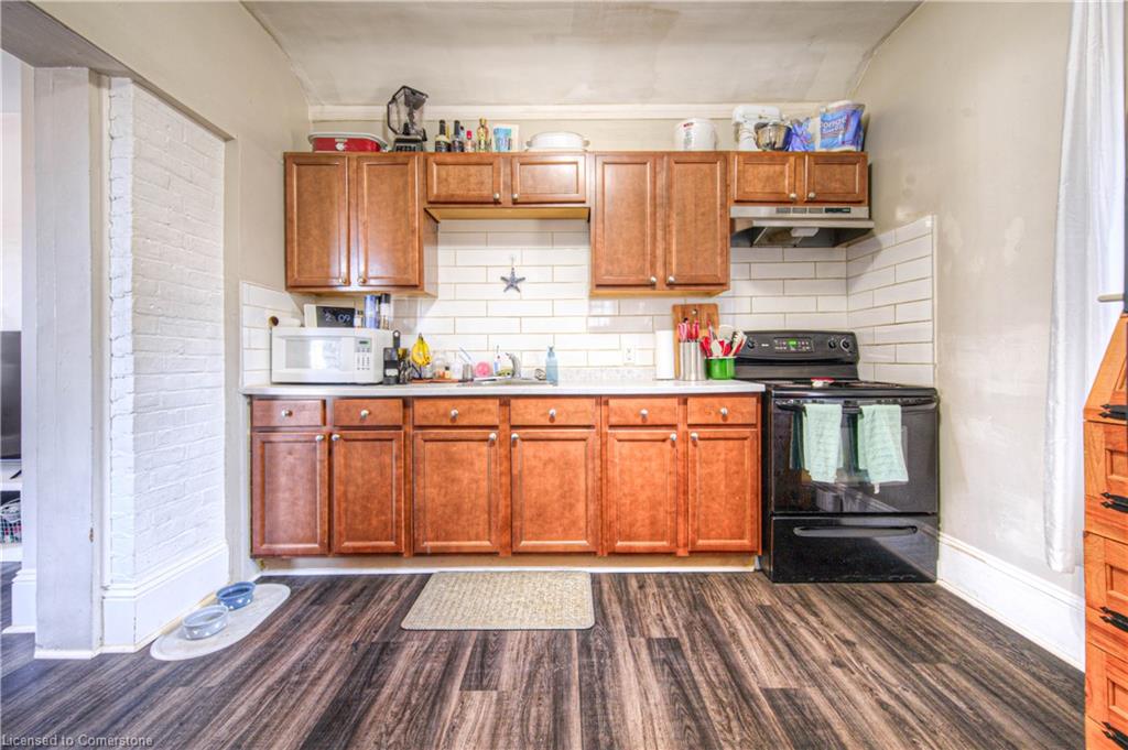 40 John Street Property Photo 6