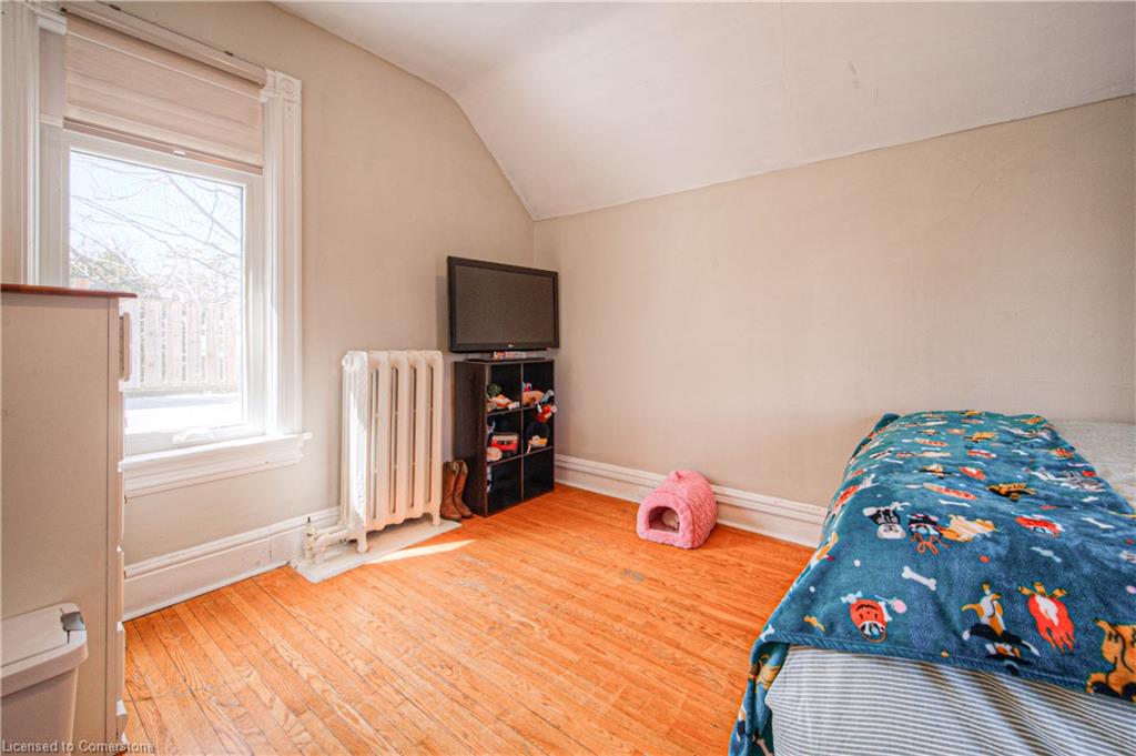 40 John Street Property Photo 11