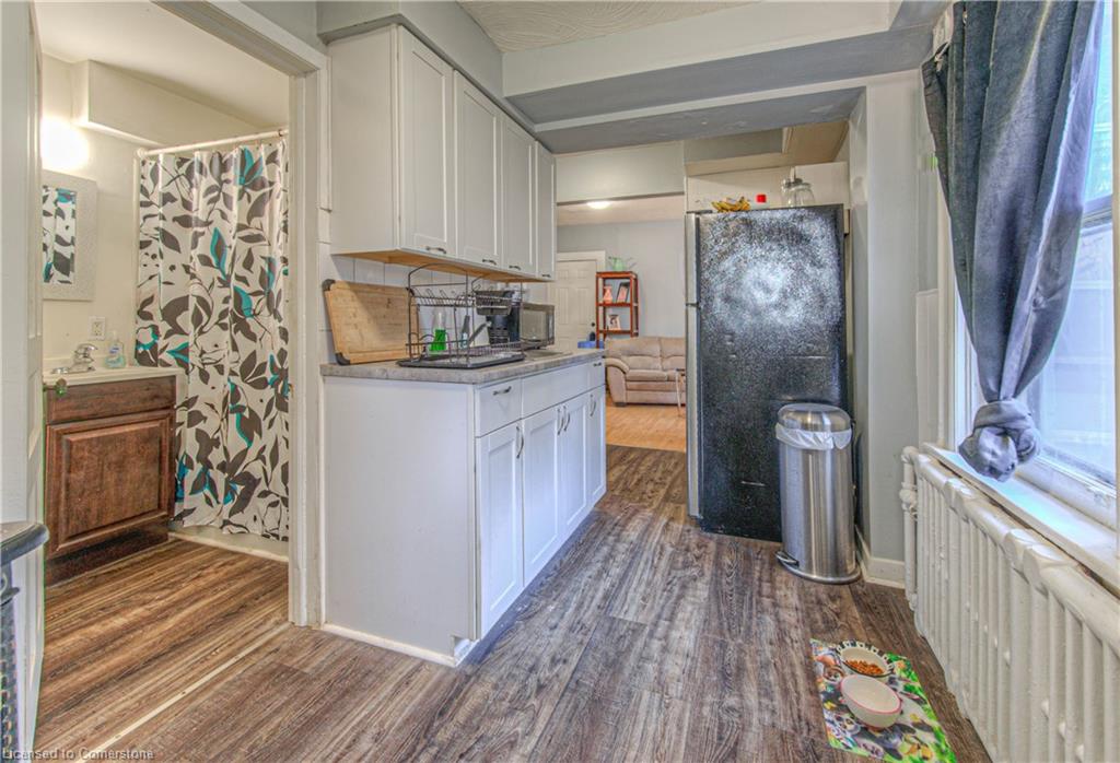40 John Street Property Photo 21