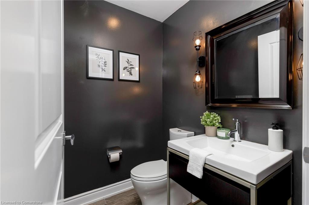 815-3500 Lakeshore Road W Property Photo 29