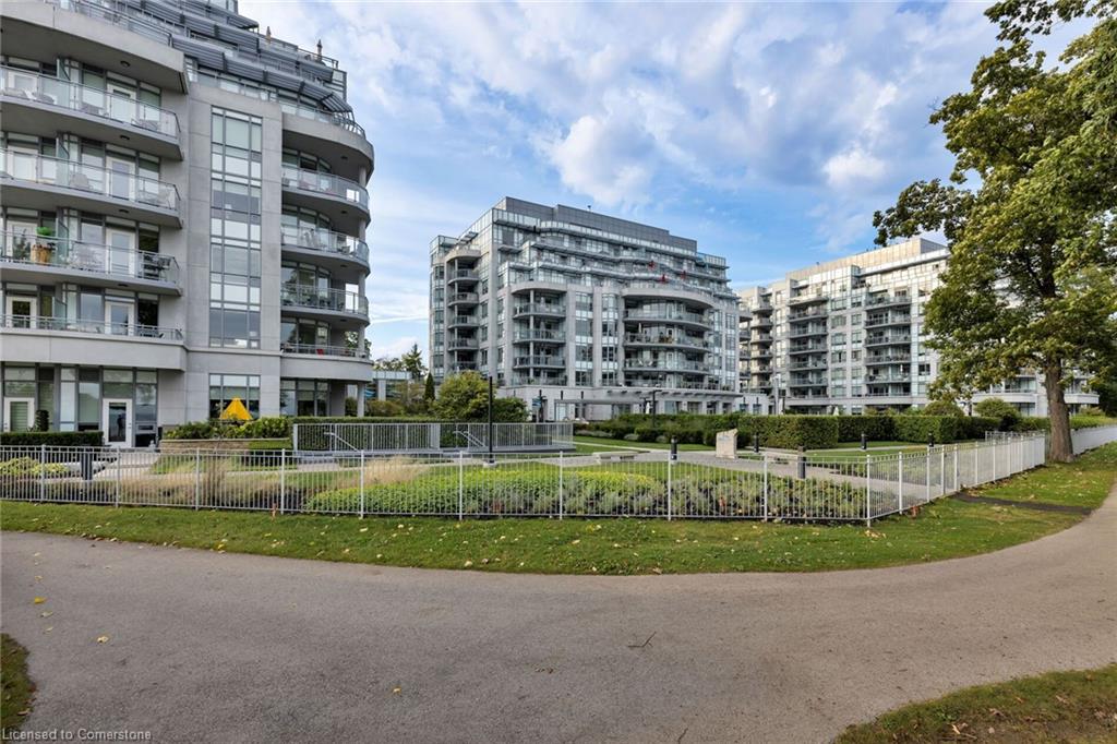 815-3500 Lakeshore Road W Property Photo 40