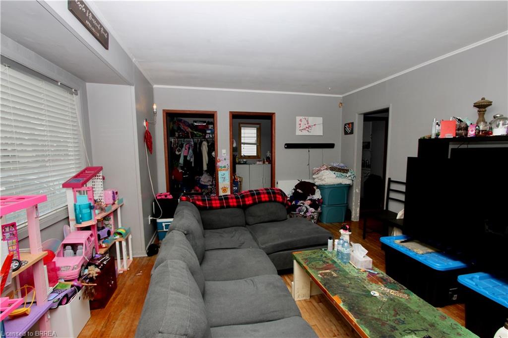 8 Sunset Avenue Property Photo 10