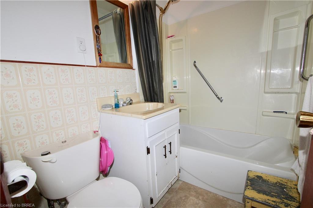 8 Sunset Avenue Property Photo 22