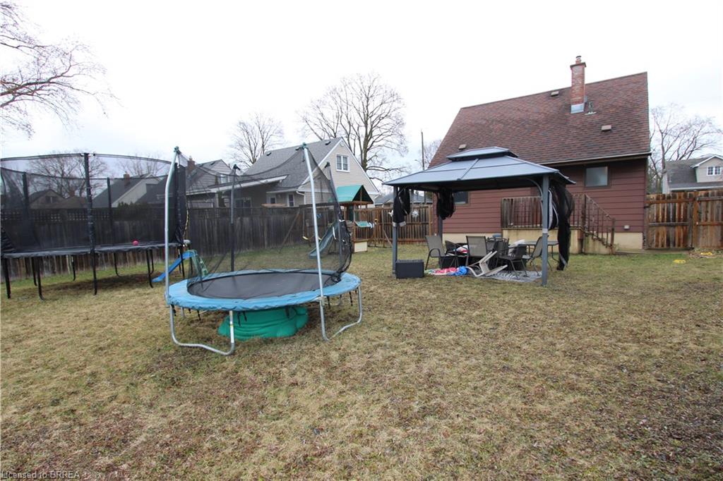 8 Sunset Avenue Property Photo 39