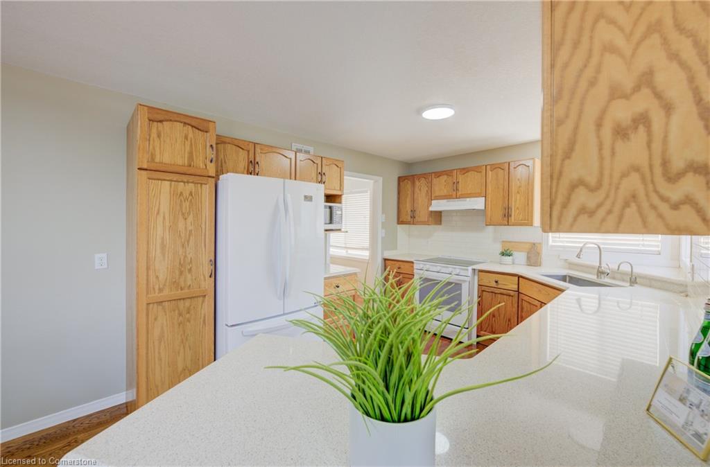 8 Munroe Crescent Property Photo 11