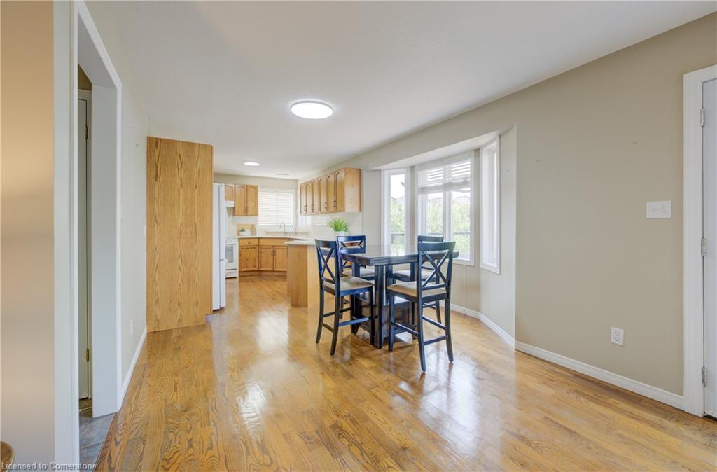 8 Munroe Crescent Property Photo 15