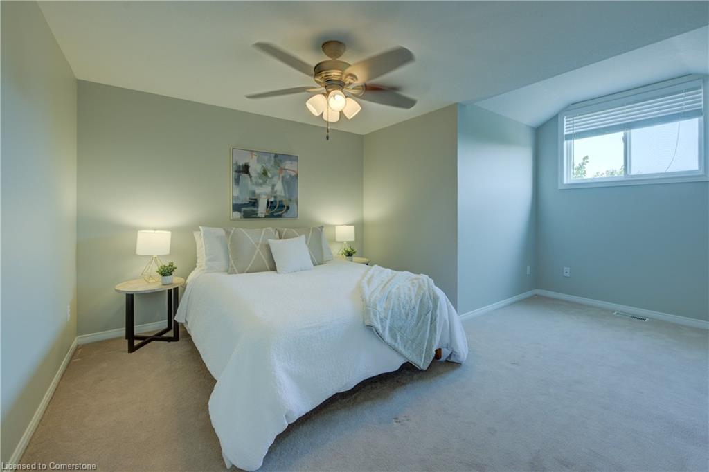 8 Munroe Crescent Property Photo 23