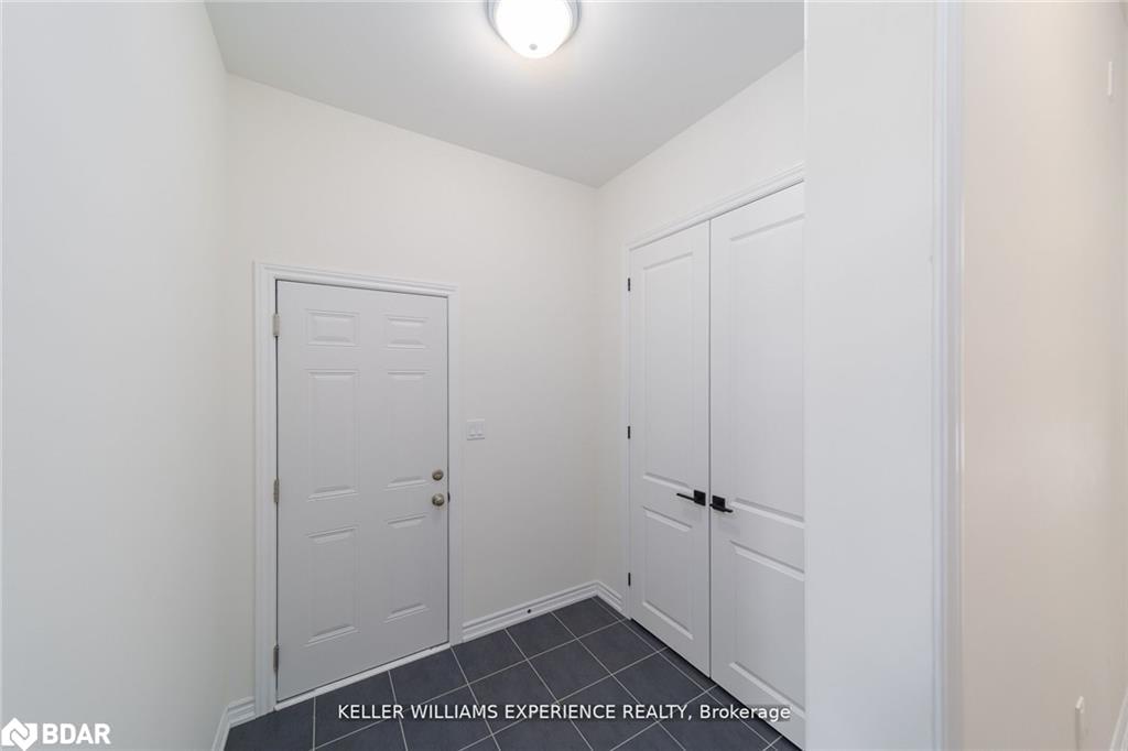 26 Sanford Circle Property Photo 12