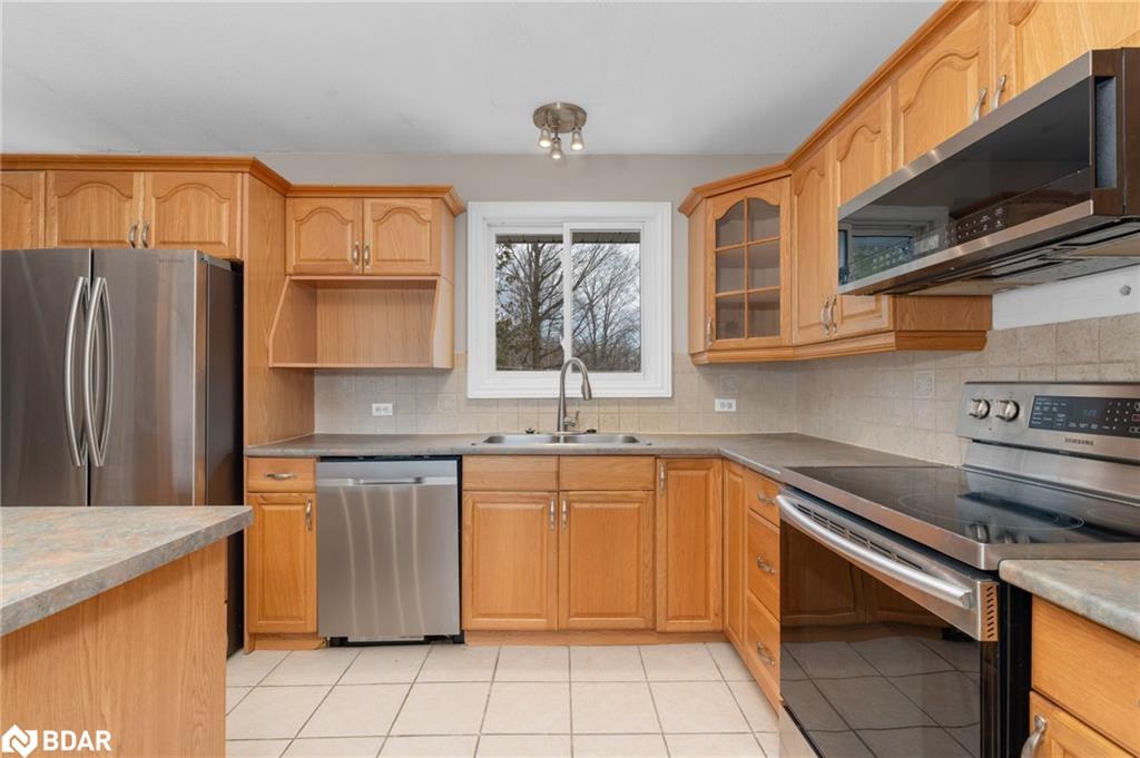 23 Greengables Drive Property Photo 7