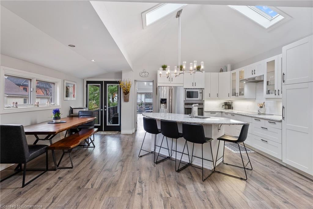 7 Homewood Avenue Property Photo 6