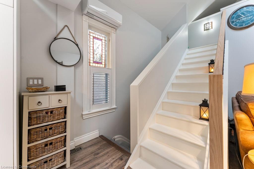 7 Homewood Avenue Property Photo 17