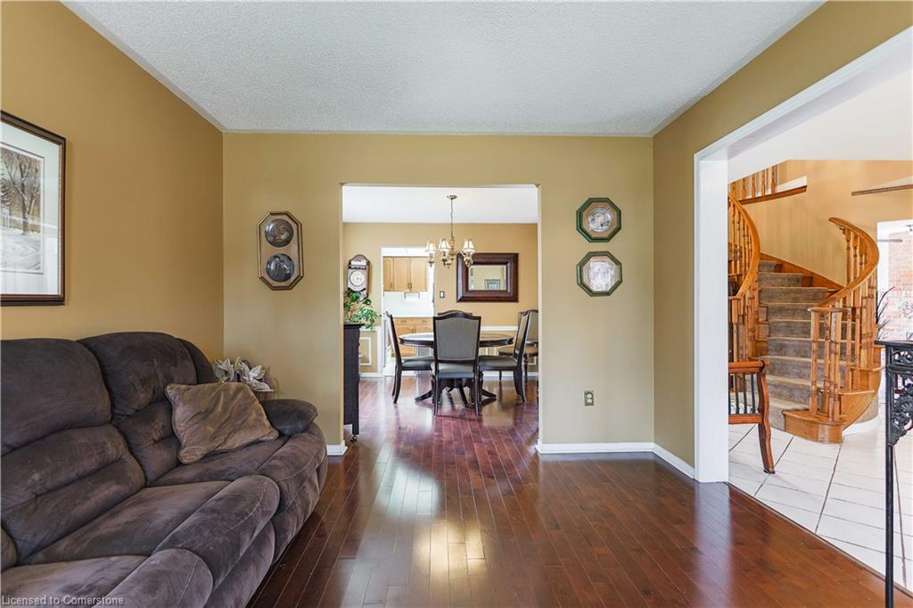 397 Devonshire Terrace Property Photo 10