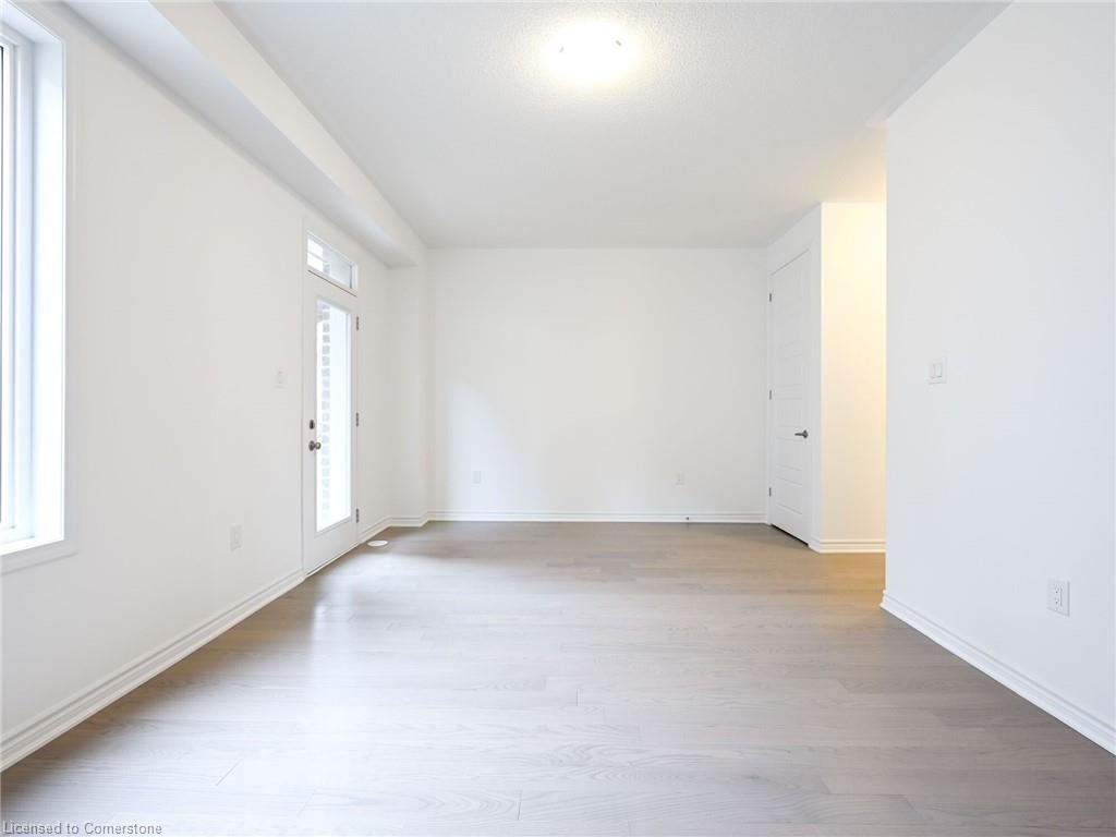 4045 Saida Street Property Photo 8