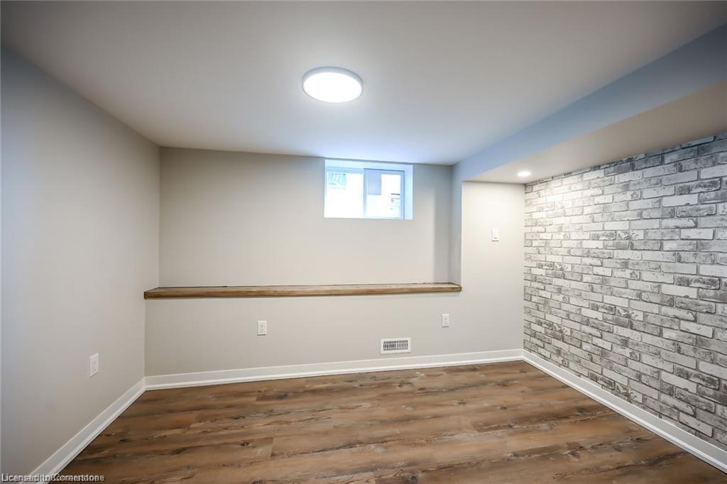 2-43 Mahony Avenue Property Photo 18