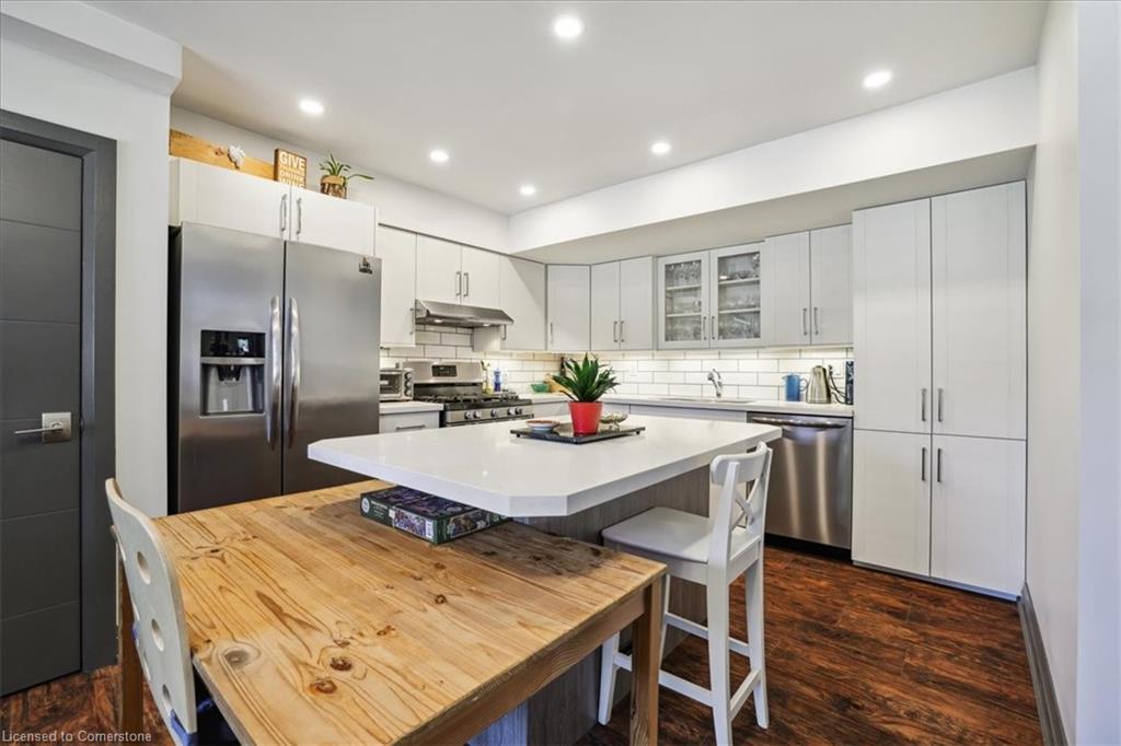 65 Queen Street Property Photo 30