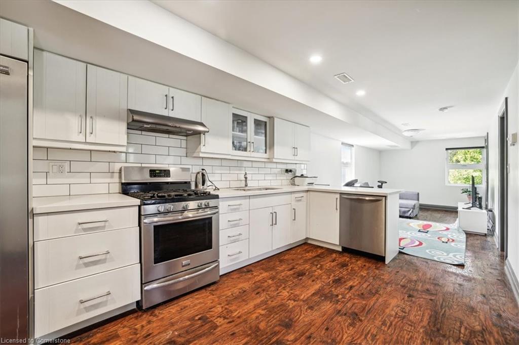 65 Queen Street Property Photo 36