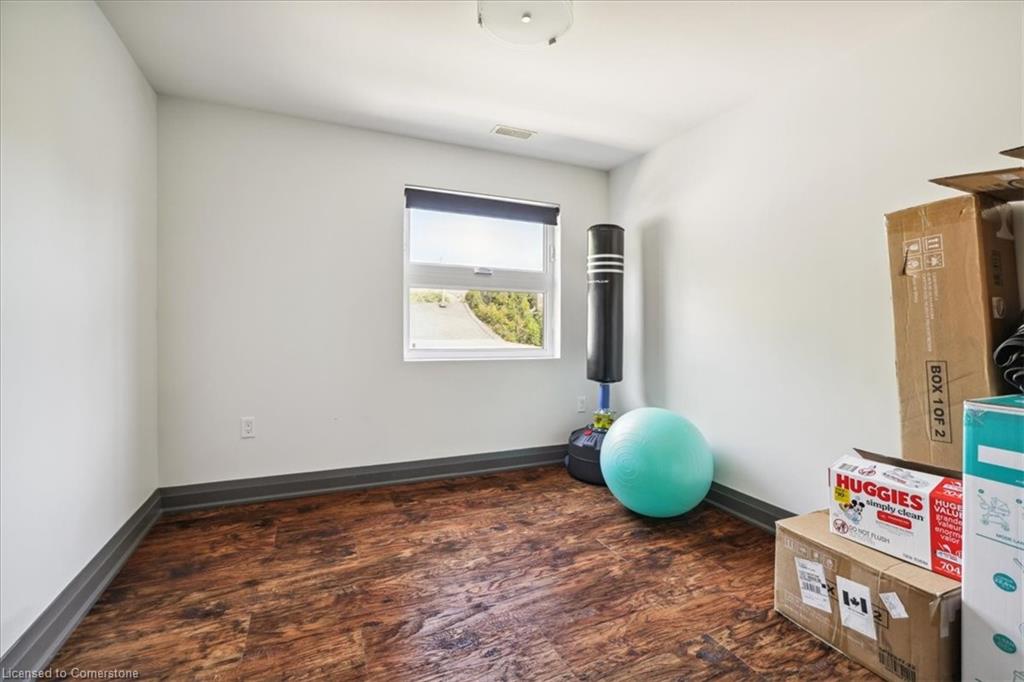 65 Queen Street Property Photo 37