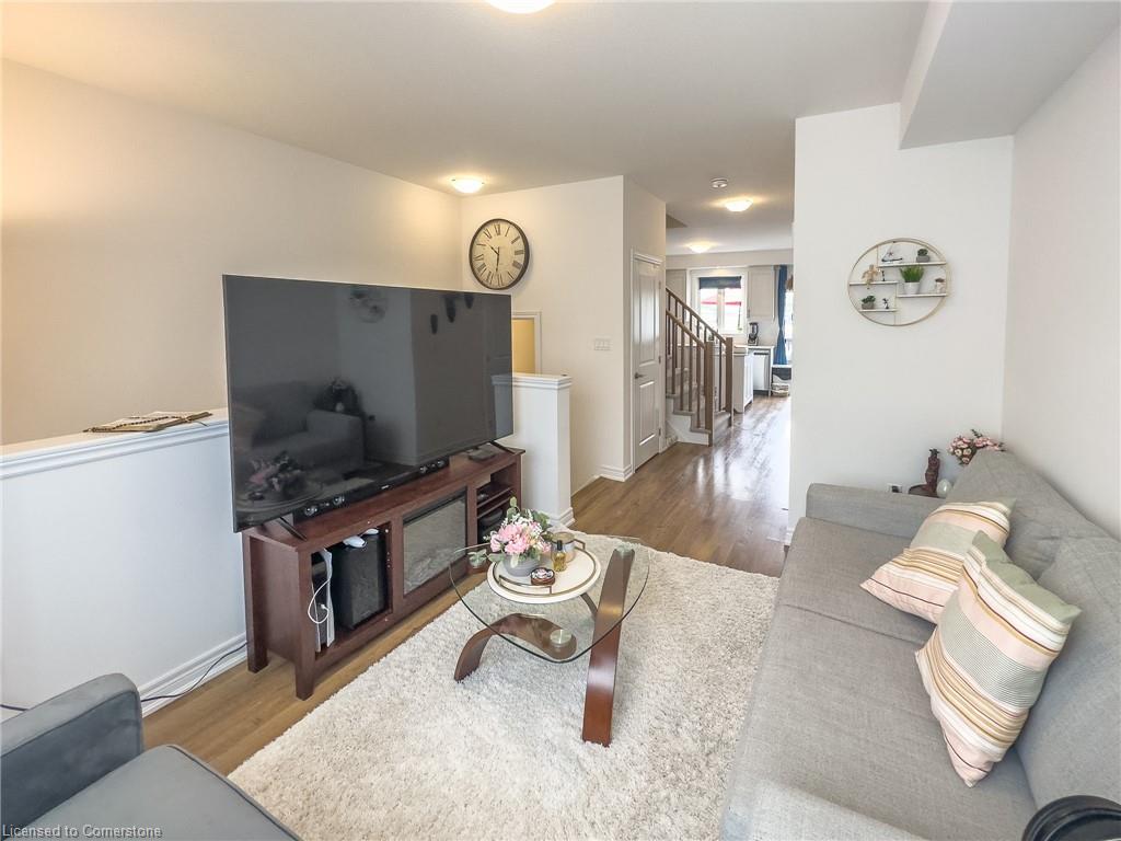 106-575 Woodward Avenue Property Photo 10