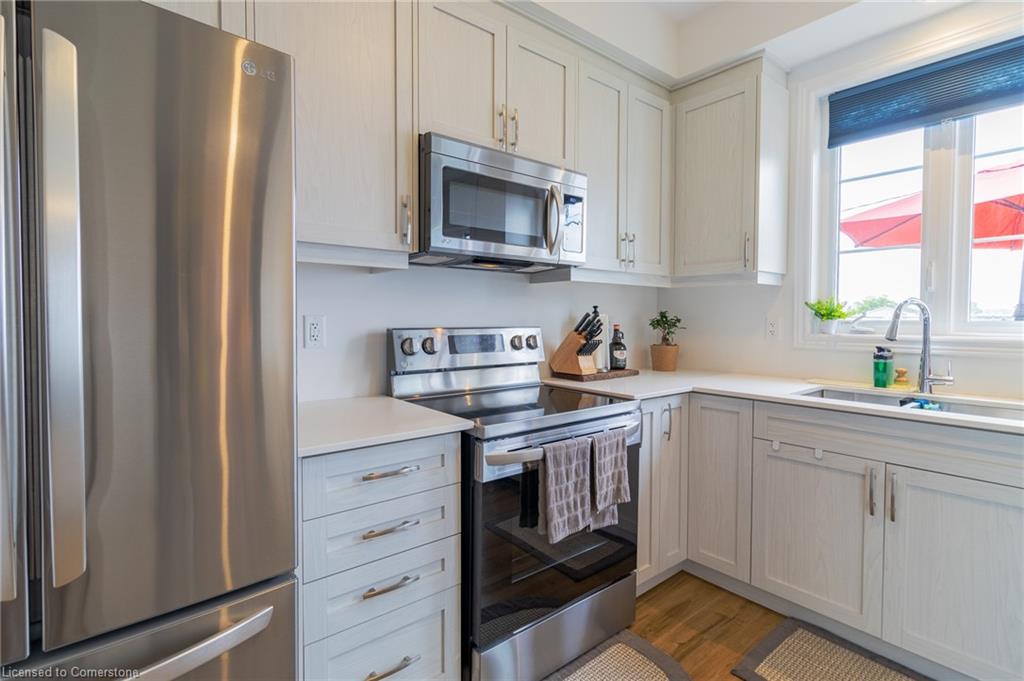 106-575 Woodward Avenue Property Photo 15
