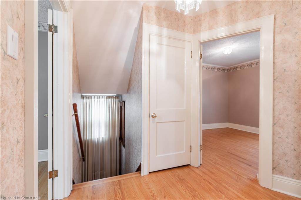 151 Arkell Street Property Photo 12