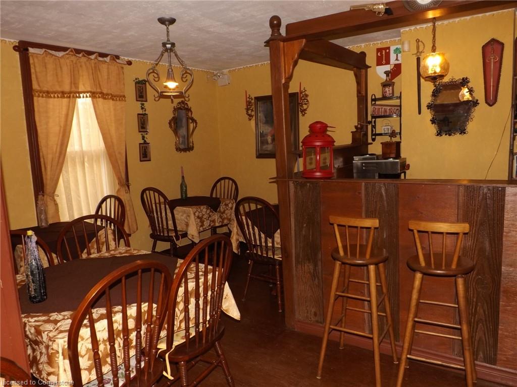 5815 Main Street Property Photo 4
