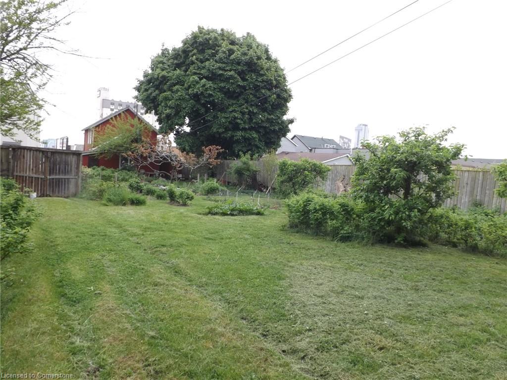 5815 Main Street Property Photo 14