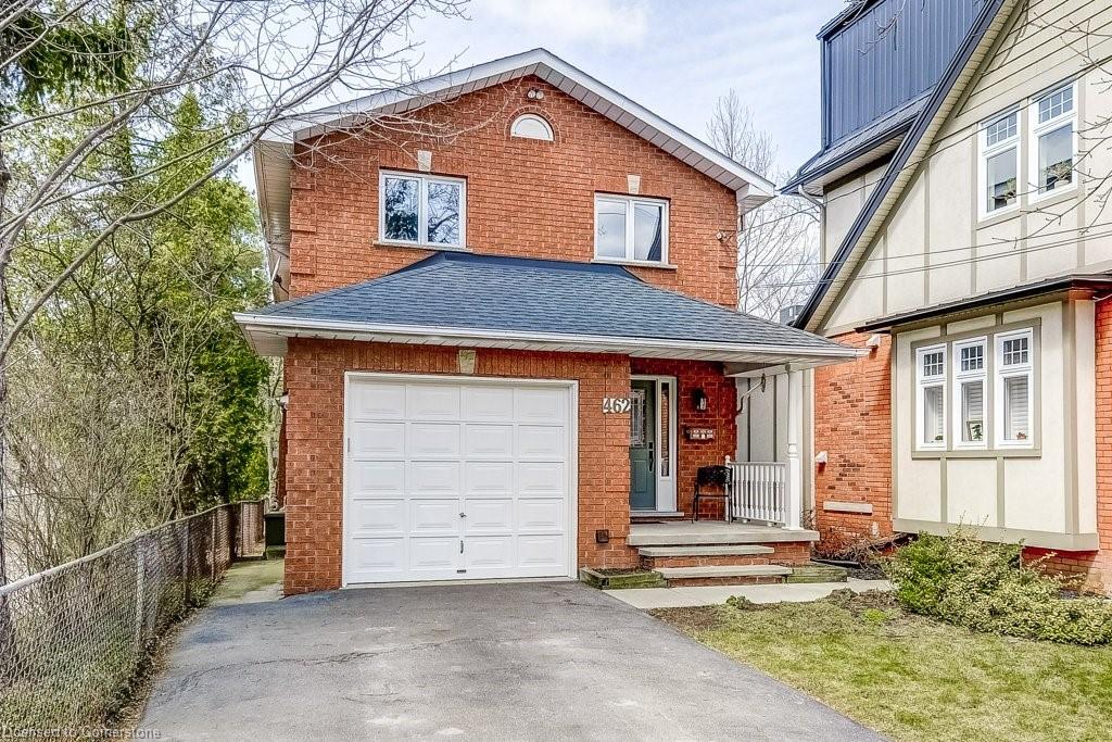 462 Dundurn Street S Property Photo