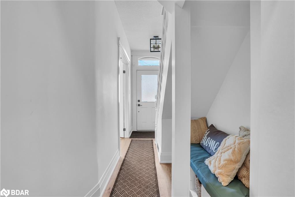 27 Victoria Street Property Photo 5