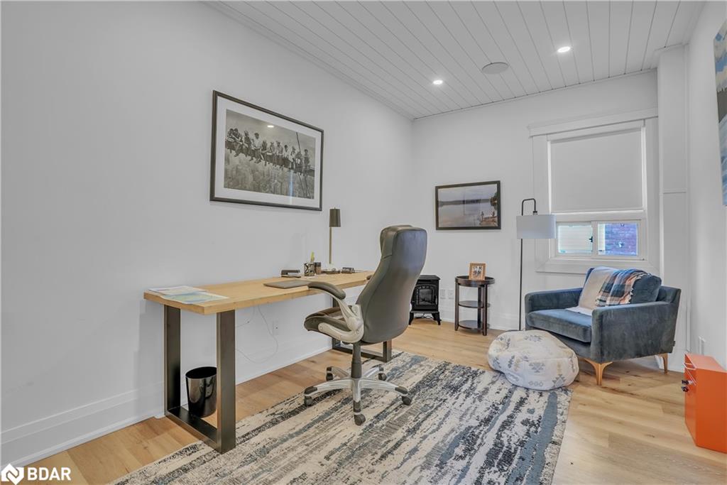 27 Victoria Street Property Photo 18