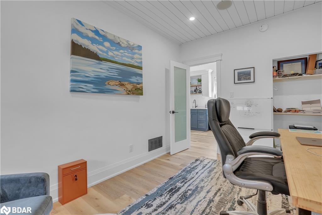 27 Victoria Street Property Photo 20