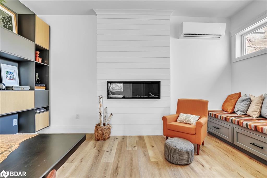 27 Victoria Street Property Photo 24