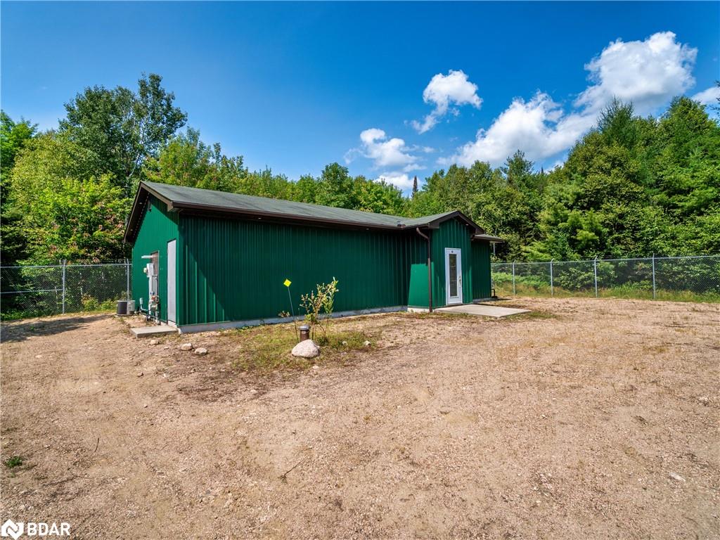 10 Commerce Court Property Photo 19