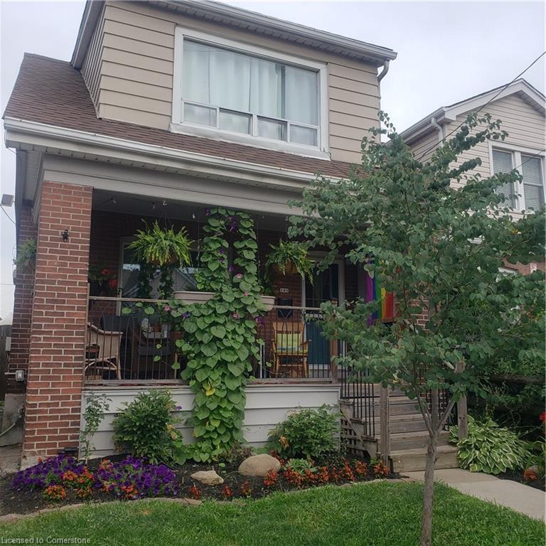 165 Leinster Avenue N Property Photo 1