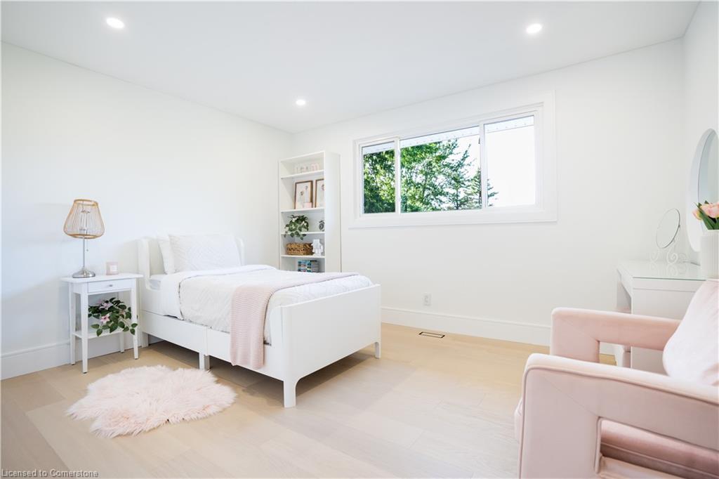 2260 Britannia Road Property Photo 37