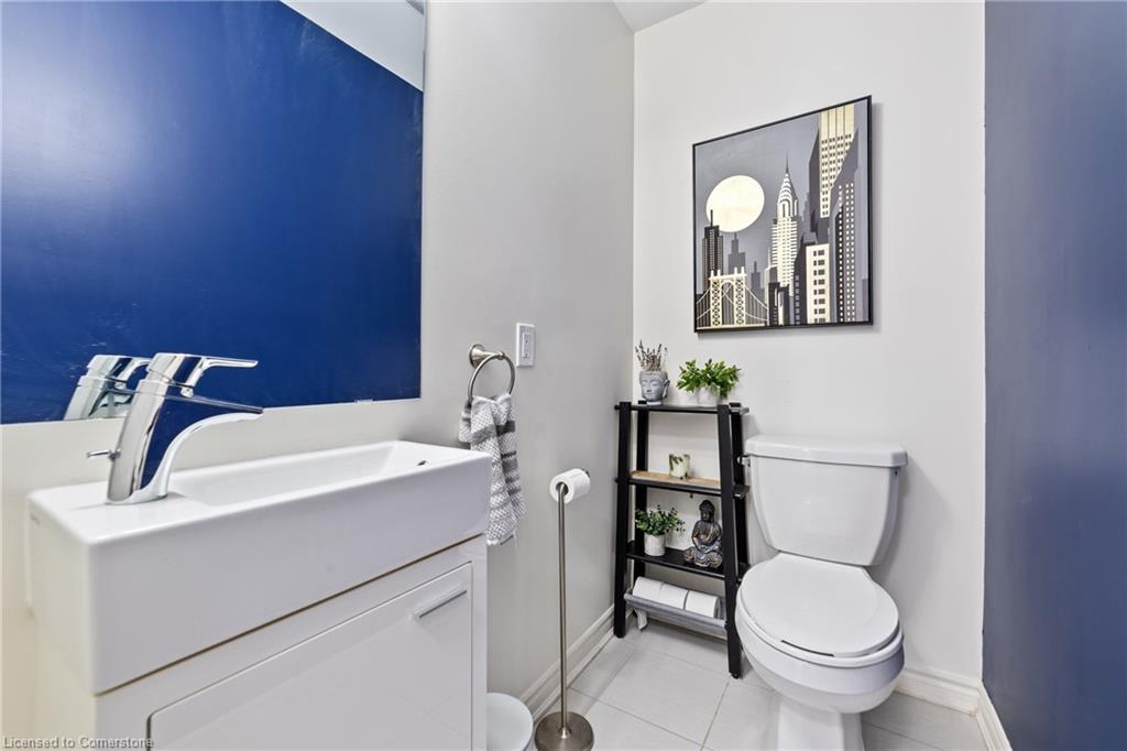 2-1155 Stroud Lane Property Photo 16