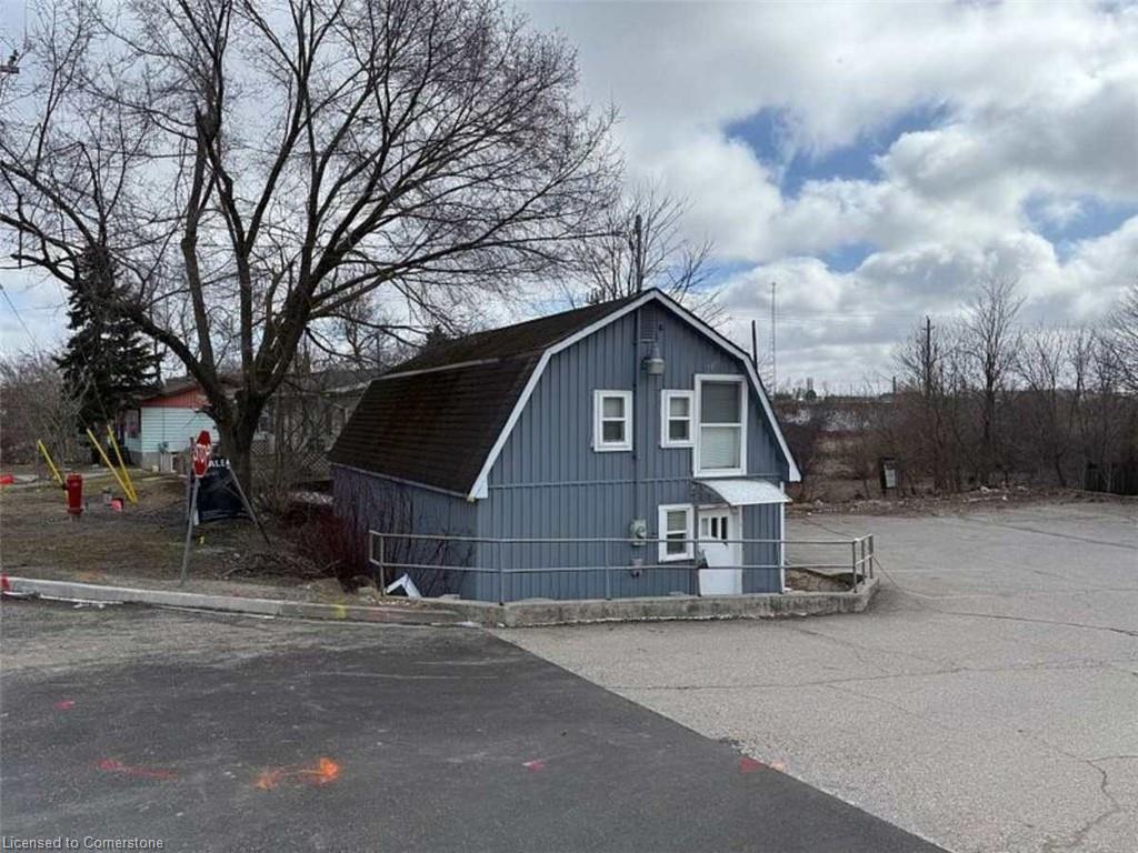 2 Dawson Rd Property Photo