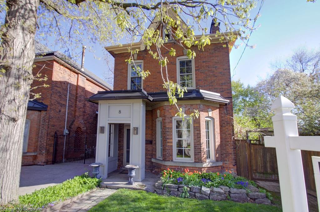 8 Duff Street Property Photo 1