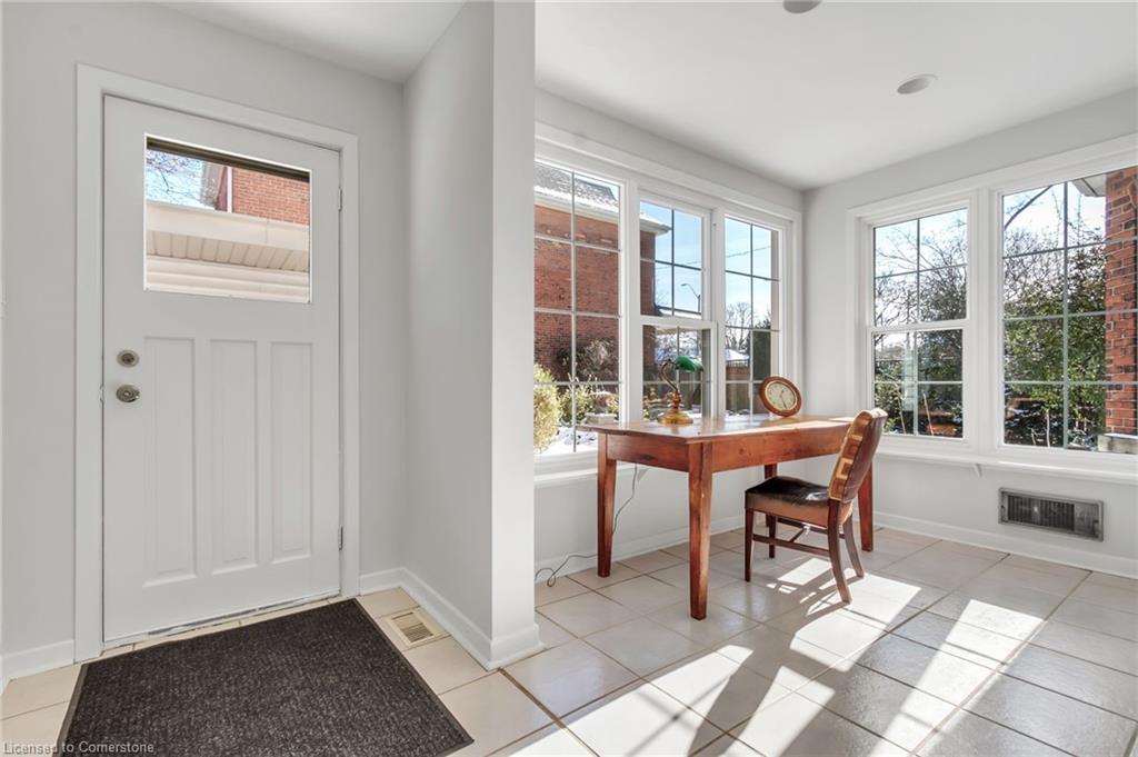 8 Duff Street Property Photo 16