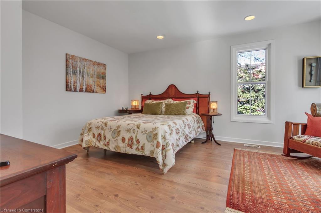 8 Duff Street Property Photo 18