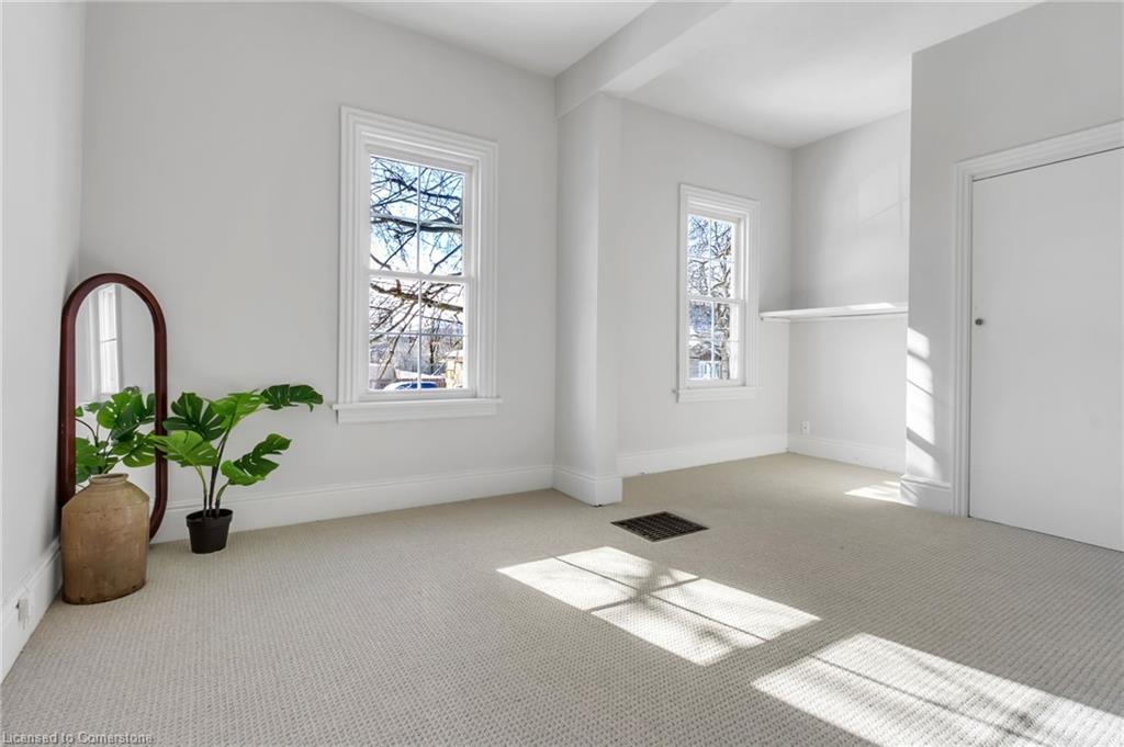 8 Duff Street Property Photo 26